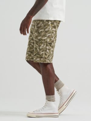 Men's Relaxed Utility Cargo Short in Brushstroke Camo