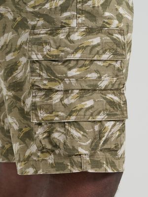 Men's Relaxed Utility Cargo Short in Brushstroke Camo