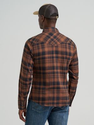 Men's Wrangler Retro&reg; Long Sleeve Flannel Western Snap Plaid Shirt in Sable alternative view 2