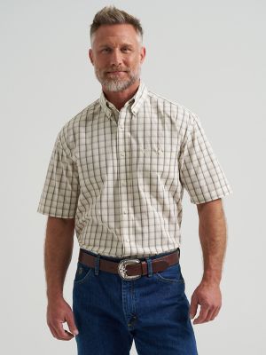 Wrangler® George Strait™ Short Sleeve One Pocket Button Down Shirt