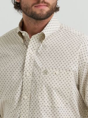 Wrangler&reg; George Strait&trade; Long Sleeve Button Down One Pocket Shirt in Tea Geometric alternative view 3