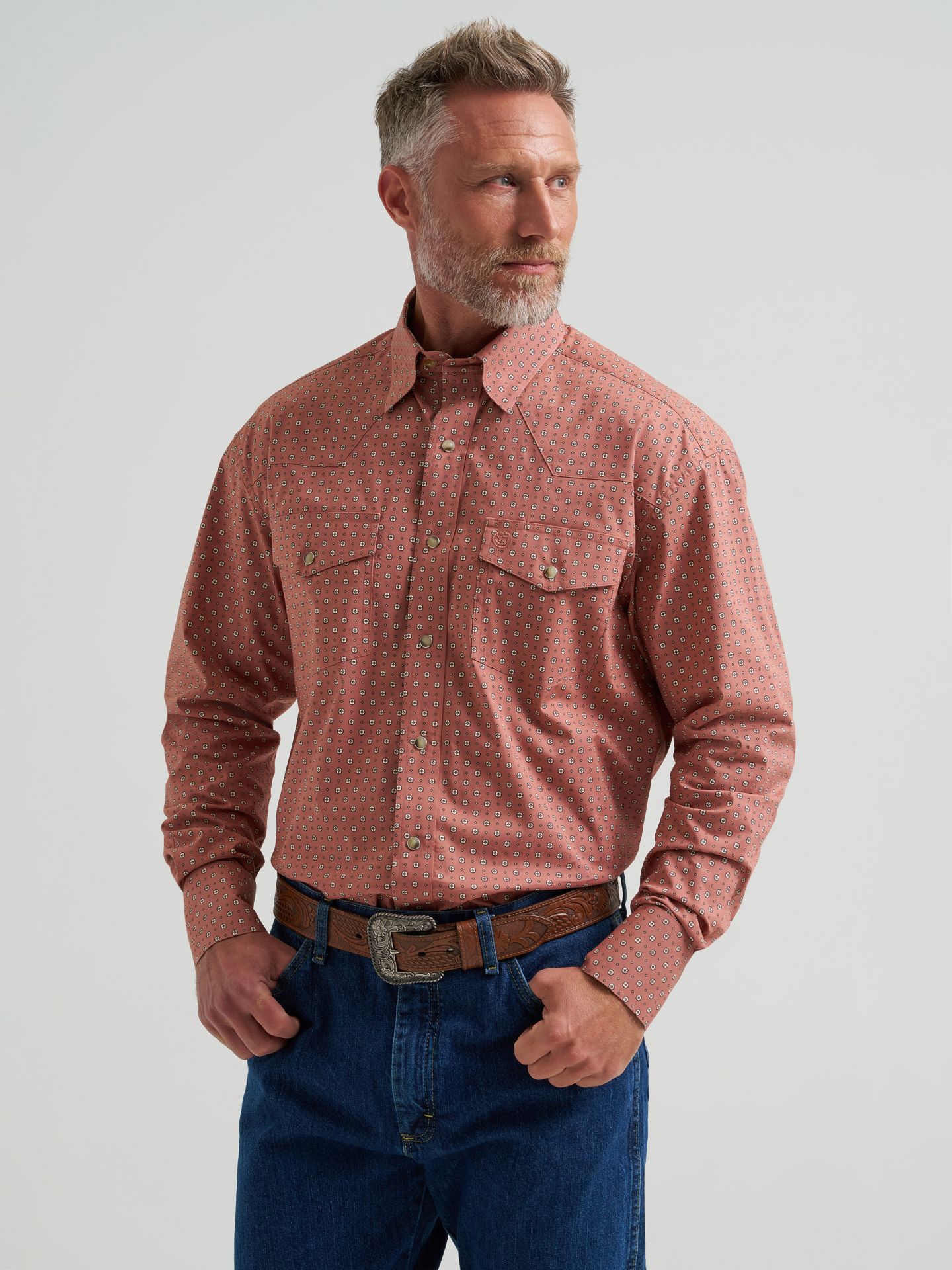 Мужская рубашка Wrangler George Strait™ Troubadour Long Sleeve Western Snap, цвет: Adobe Geo — фото 1