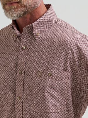 Wrangler&reg; George Strait&trade; Performance Button Down Shirt in Rust Diamond