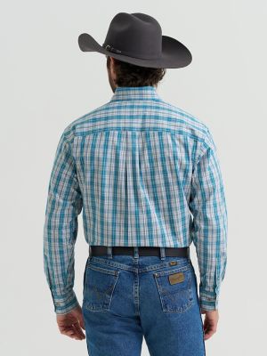 Wrangler&reg; George Strait&trade; Long Sleeve Button Down Two Pocket Shirt in Verdigris Plaid alternative view 2