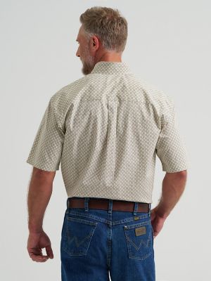 Wrangler&reg; George Strait&trade; Short Sleeve One Pocket Button Down Shirt in Tea Green