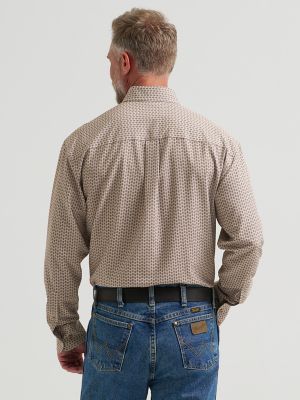Wrangler&reg; George Strait&trade; Performance Button Down Shirt in Brown Arrows