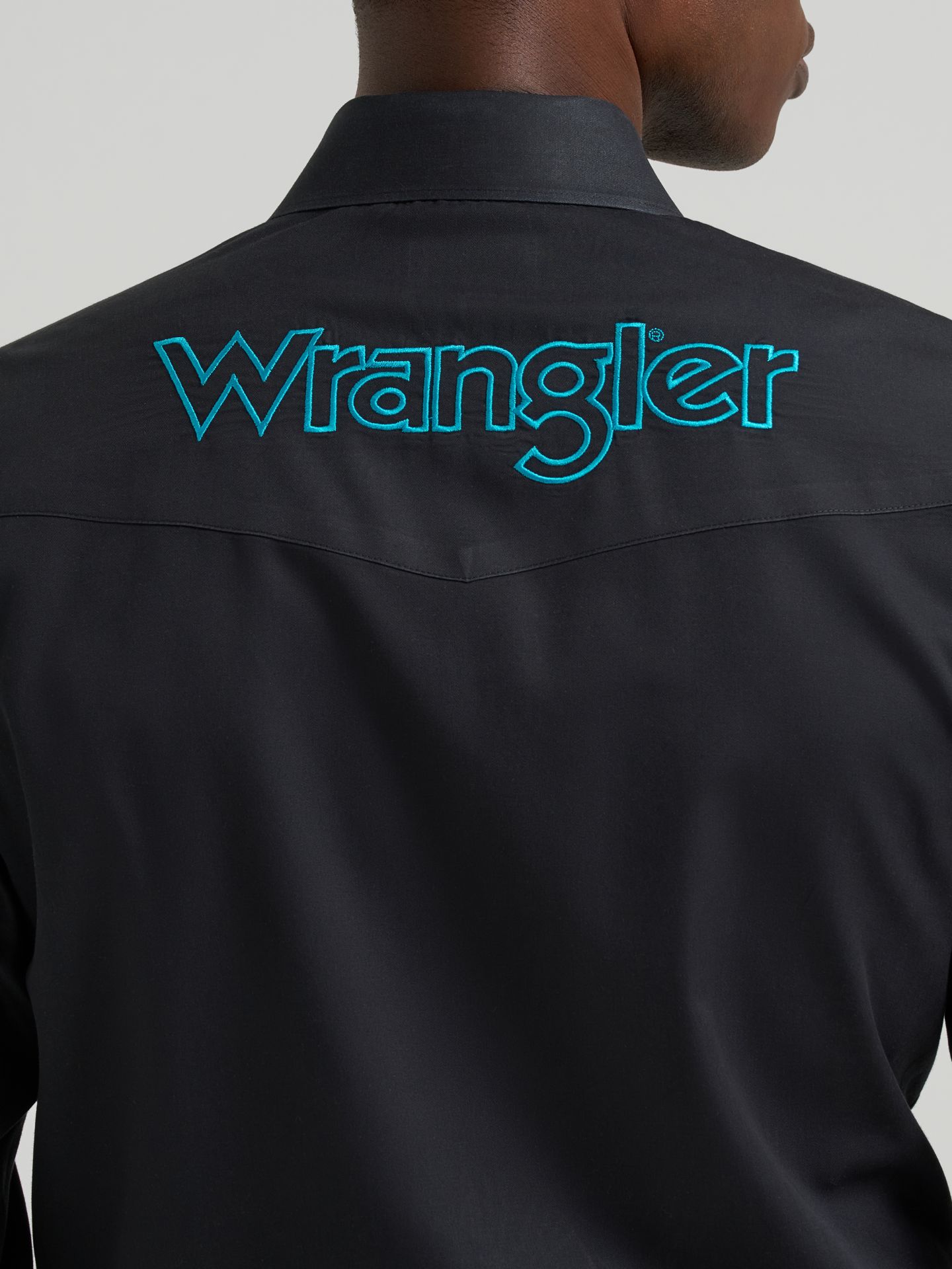 Мужская рубашка Wrangler Logo Long Sleeve Western Snap, цвет: Чёрный — фото 5
