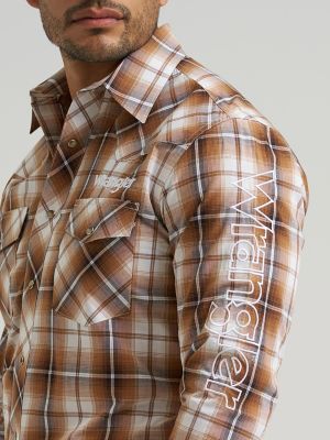 Men's Wrangler&reg; Logo Long Sleeve Western Snap Shirt in Sand alternative view 4