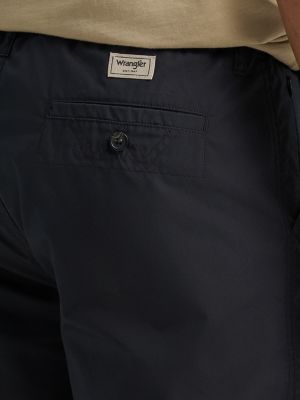 Men's Hybrid Flat Front Short in Jet Black