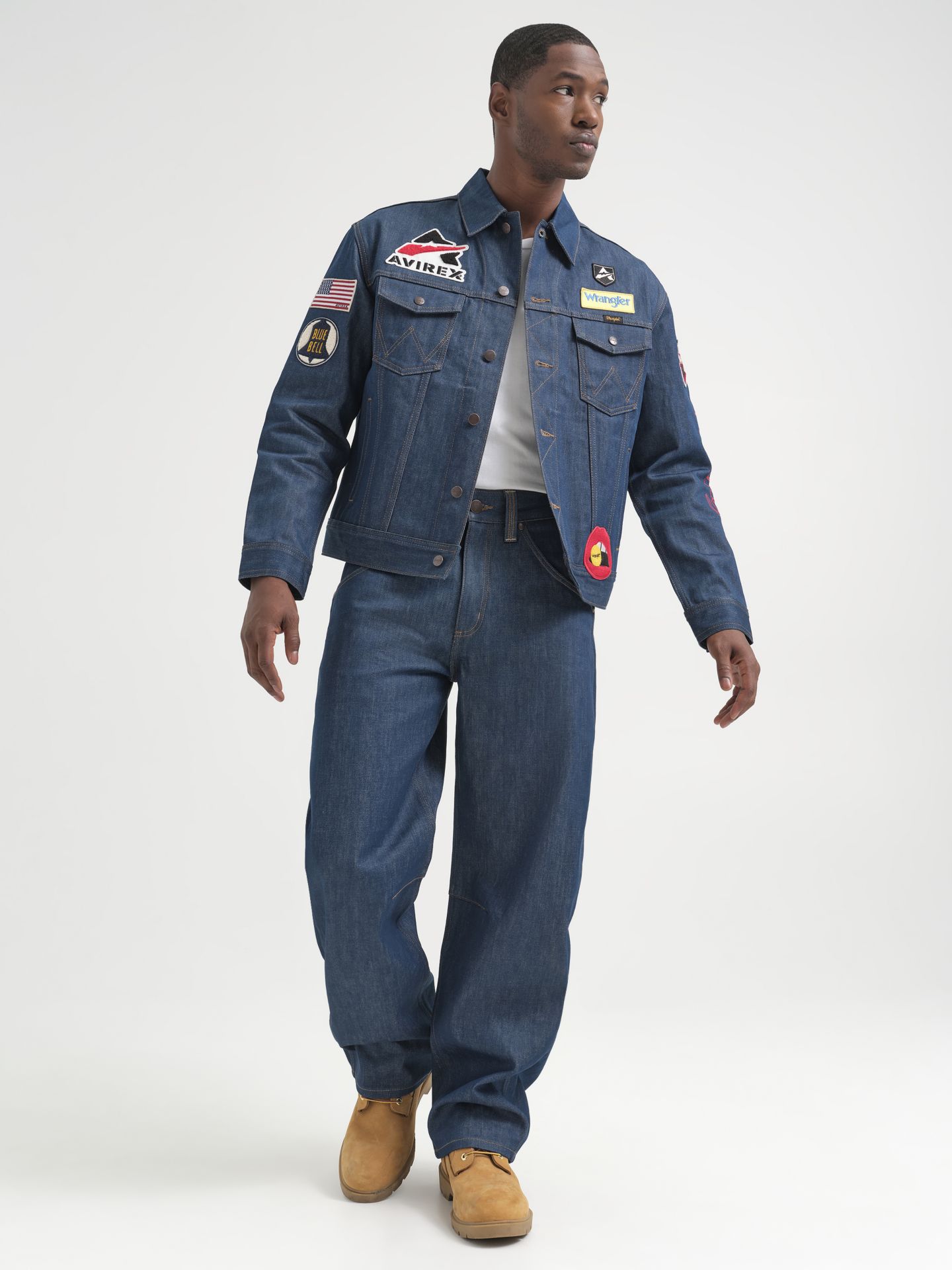 Мужские джинсы Wrangler x Avirex Barrel, цвет: Индиго — фото 3