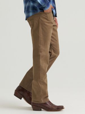Men's Free To Stretch&trade; Straight Fit Jean in Cub alternative view 3