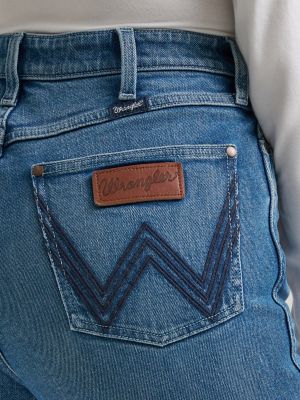 Women's Wrangler Retro&reg; Bailey High Rise Bootcut Jean in Liberty