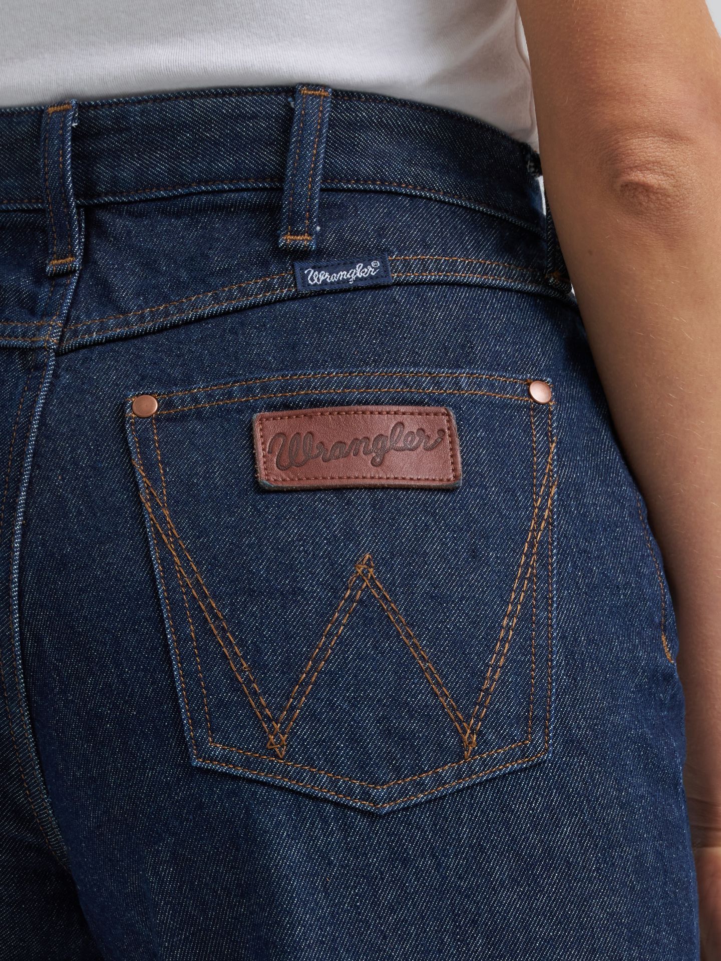 Женские джинсы Wrangler Retro® Bailey High Rise Wide Leg Jean, цвет: Remy — фото 6