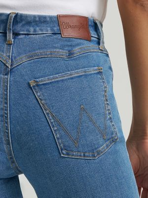 Women's Wrangler BESPOKE High Rise Flare Jean in Jemma alternative view 6