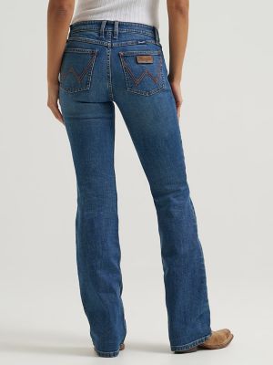 Women's Wrangler Retro&reg; Mae Mid Rise Bootcut Jean in Marina alternative view