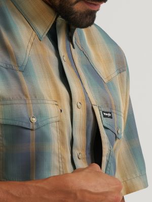 Wrangler All Terrain Gear Men's Performance Plaid Shirt in Turbulence