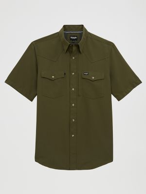 Wrangler All Terrain Gear Men's Performance Solid Shirt