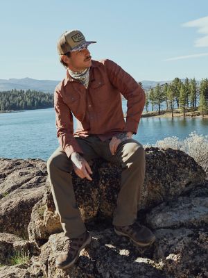 Wrangler ATG&trade; Men's Mixed Material Shirt
