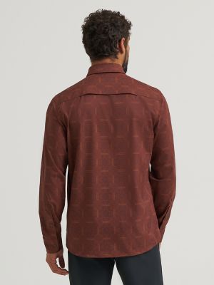 Wrangler All Terrain Gear Men's Live-In Print Shirt in Sepia