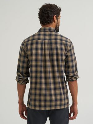 Wrangler ATG&trade; Men's Adventure 365 Shirt