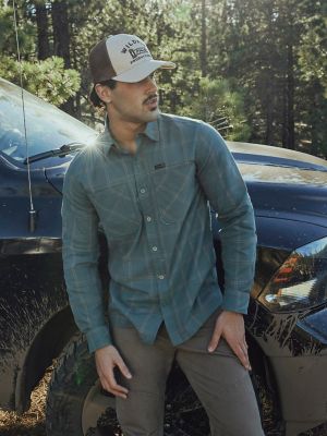 Wrangler ATG&trade; Men's Adventure 365 Shirt