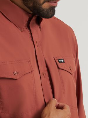 Wrangler All Terrain Gear Men's Live-In Solid Shirt