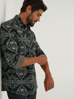 Wrangler All Terrain Gear Men's Blanket Shirt Jacket in Black Multi