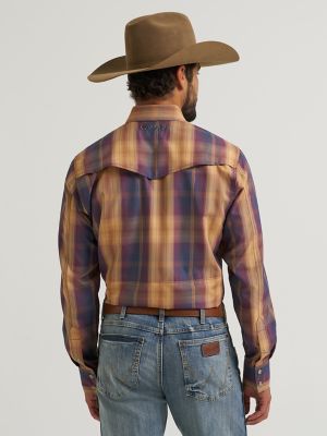 Wrangler All Terrain Gear Men's Performance Plaid Shirt in Blue Ombre alternative view 3