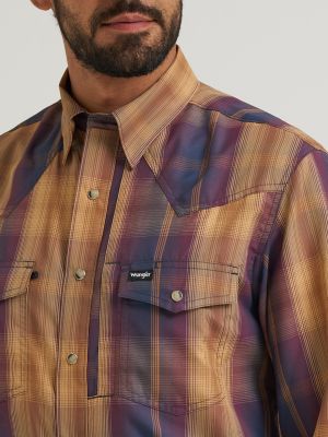 Wrangler All Terrain Gear Men's Performance Plaid Shirt in Blue Ombre alternative view 6