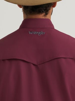 Wrangler All Terrain Gear Men's Performance Solid Shirt in Fig