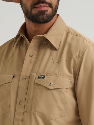 Wrangler All Terrain Gear Men's Performance Solid Shirt in Kelp alternative view 4
