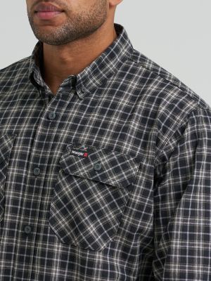 Wrangler RIGGS Workwear&reg; Foreman Plaid Work Shirt in Blacktop