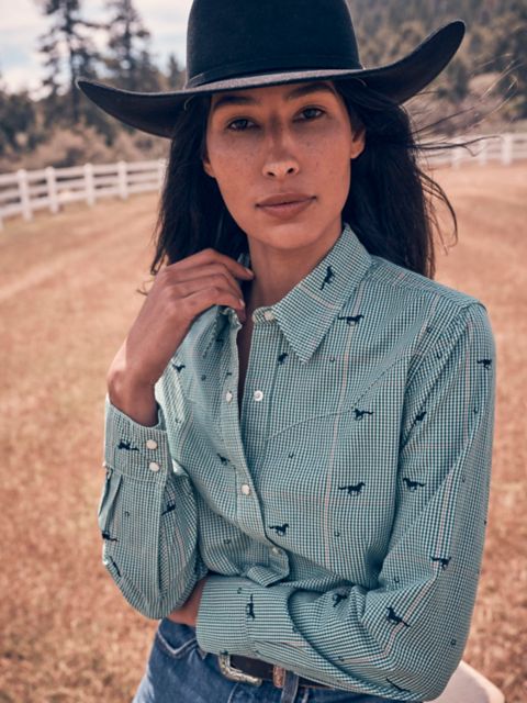 Женские рубашки Wrangler Women’s Wrangler Statement Sierra Western Slim Snap Shirt
