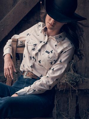 Women's Wrangler Olivia Western Slim Snap Shirt in Bone