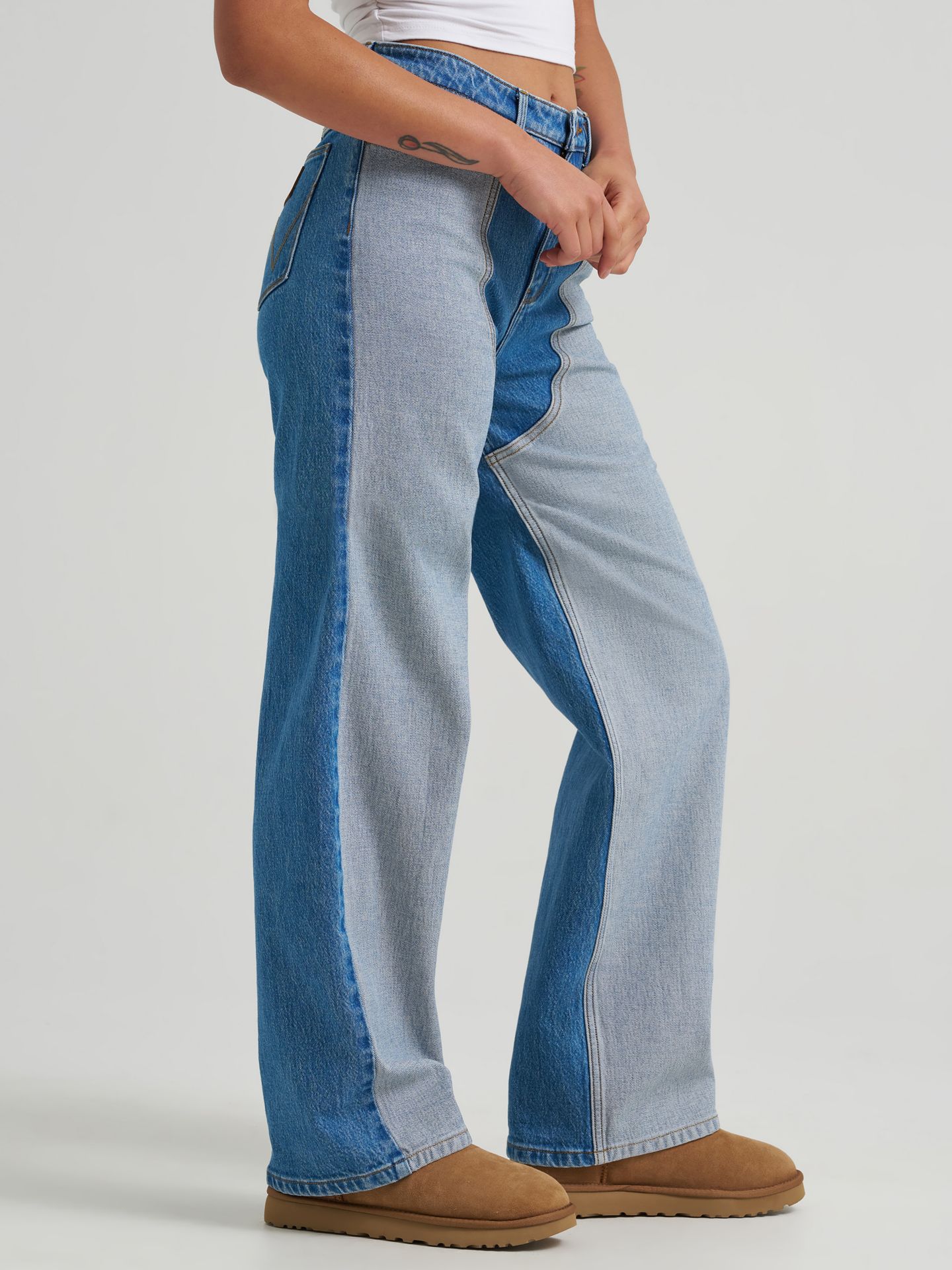 Женские джинсы Wrangler Two-Toned Chaps, цвет: Topaz — фото 4
