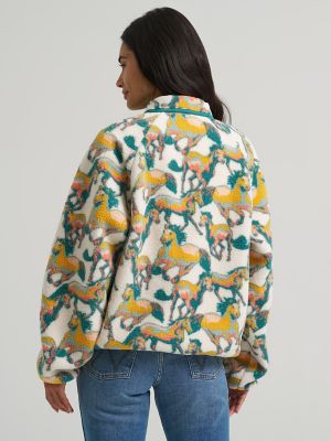 Women's Wrangler Big Sky Sherpa Snap Pullover in Oasis Horses