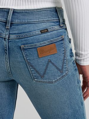 Women's Low Rise Bootcut Jean in Sonora Falls alternative view 5