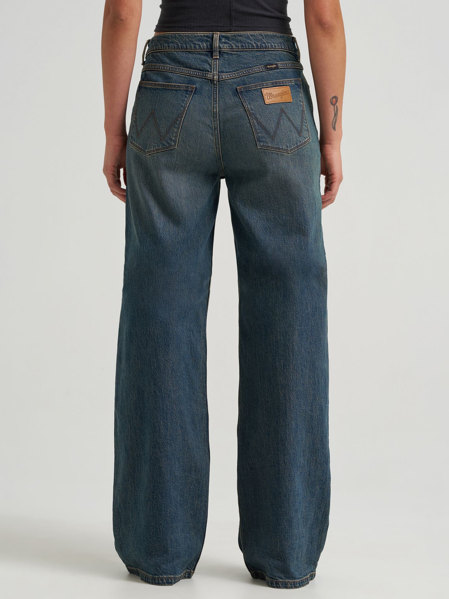 Женские джинсы Wrangler Low Rise Baggy, цвет: Butterfly — фото 2
