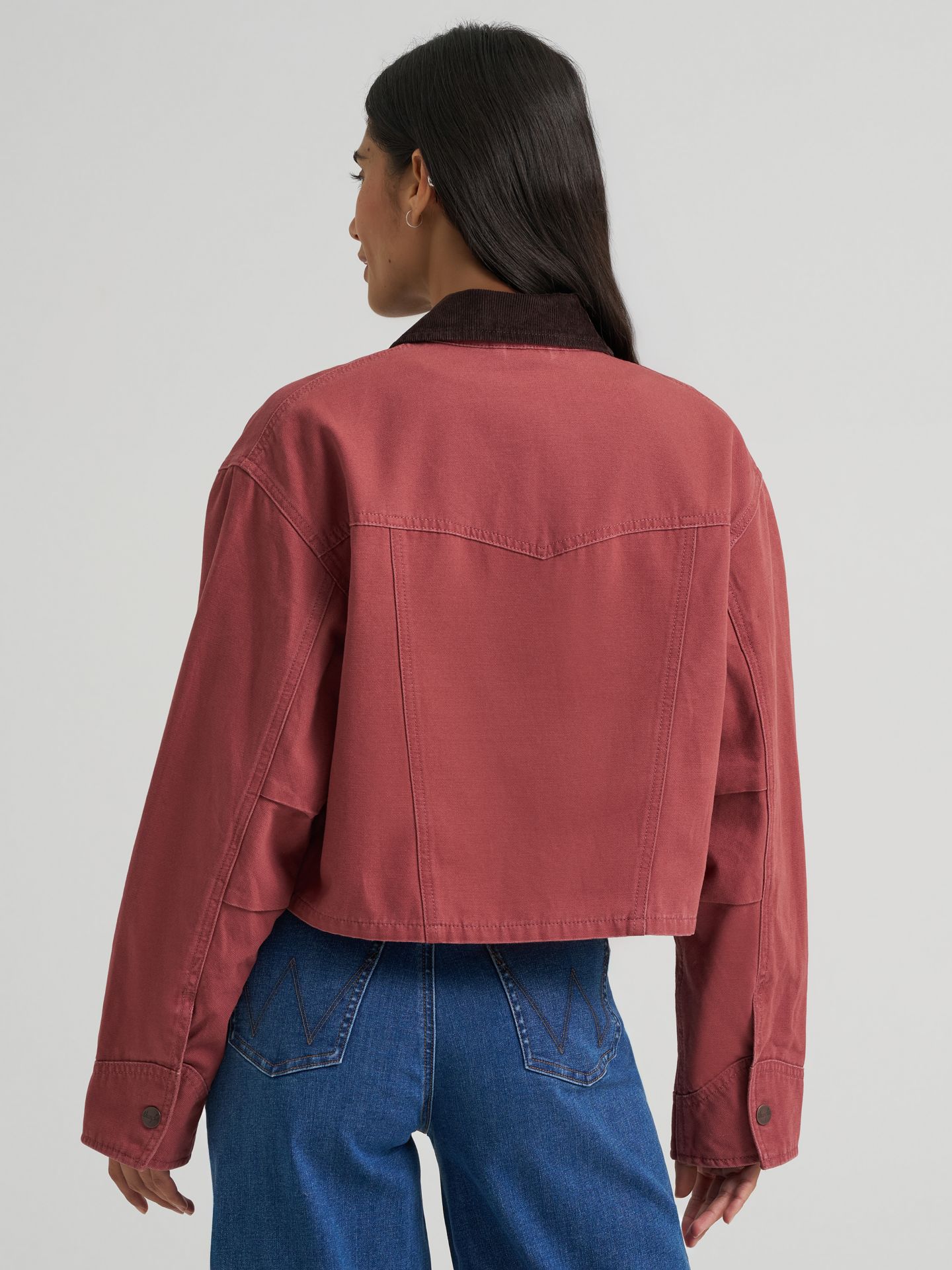Женская куртка Wrangler Western Cropped Utility, цвет: Розовый — фото 3