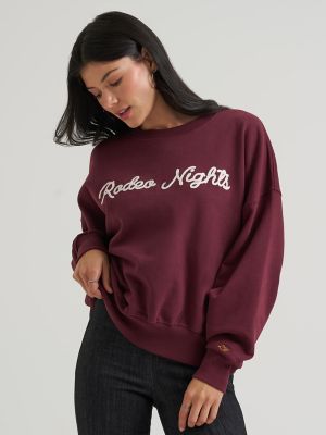 Lainey Wilson x Wrangler Rodeo Nights Sweatshirt in Burgundy
