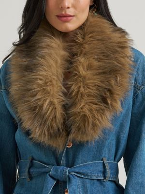 Lainey Wilson x Wrangler Trench Coat in Denim