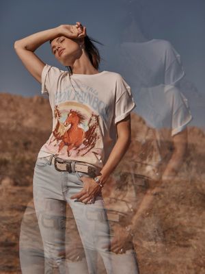Lainey Wilson x Wrangler Neon Rainbow Girlfriend Tee