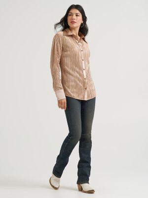 Lainey Wilson x Wrangler Rose Gold Lainey Snap Shirt in Rose Gold