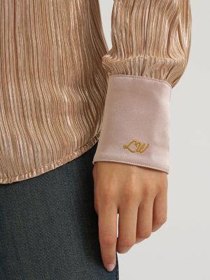 Lainey Wilson x Wrangler Rose Gold Lainey Snap Shirt in Rose Gold