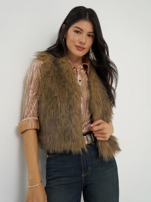Lainey Wilson x Wrangler Faux Fur Vest in Brown