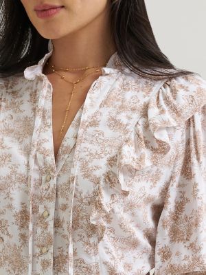 Lainey Wilson x Wrangler Folk Floral Blouse in Folk Floral