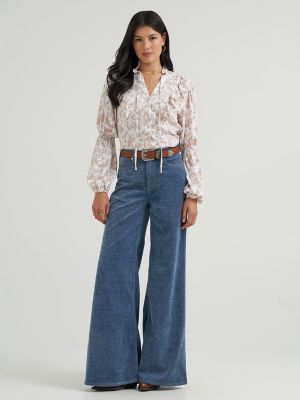 Lainey Wilson x Wrangler Cheeky Wide Leg Chenille Jean in Indigo Chenille
