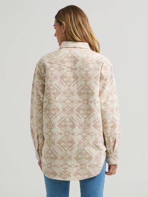 Women's Wrangler Boyfriend Western Snap Shirt in Cream