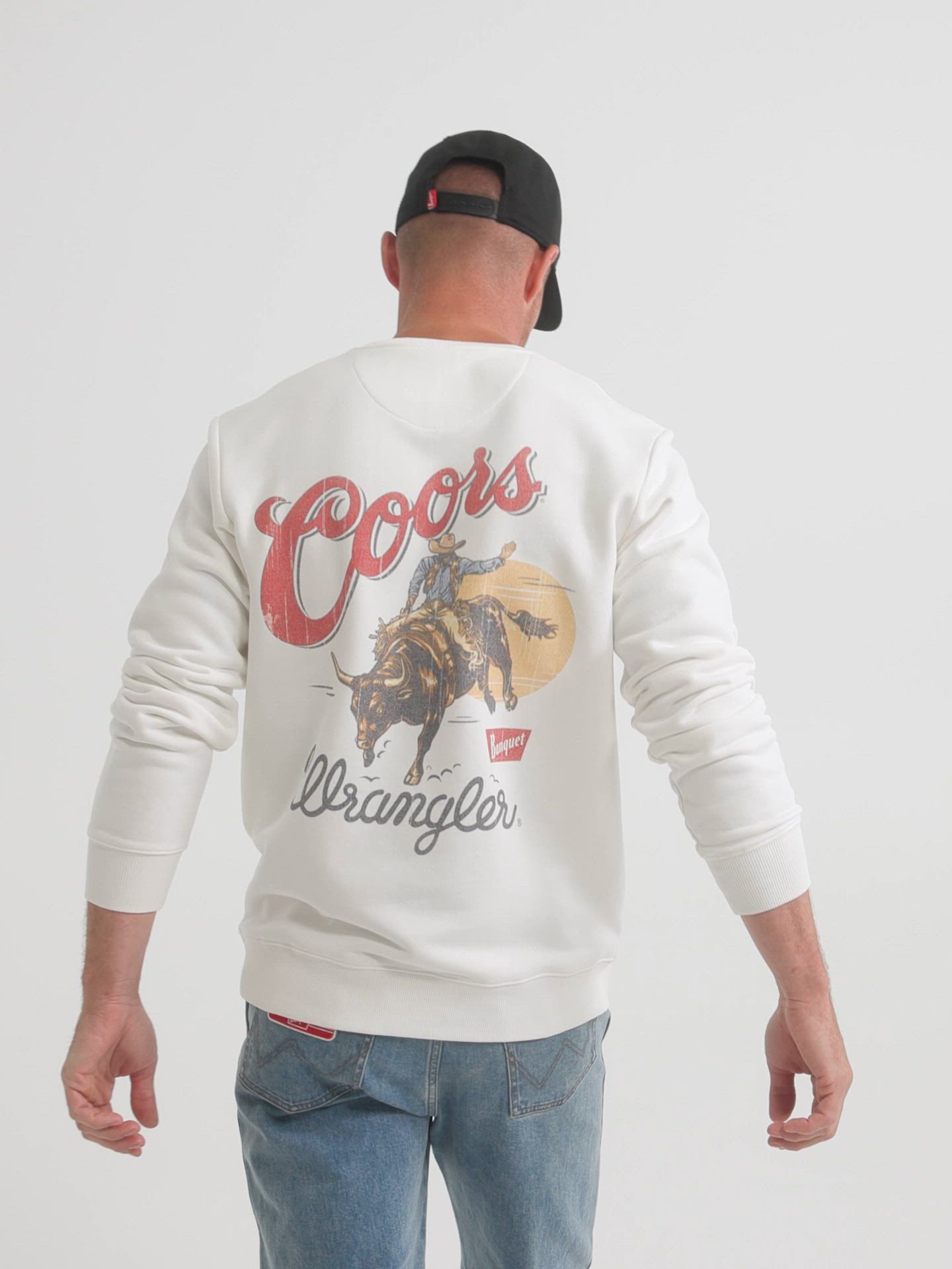 Мужской свитшот Wrangler x Coors Crewneck, цвет: Зефирный — фото 3