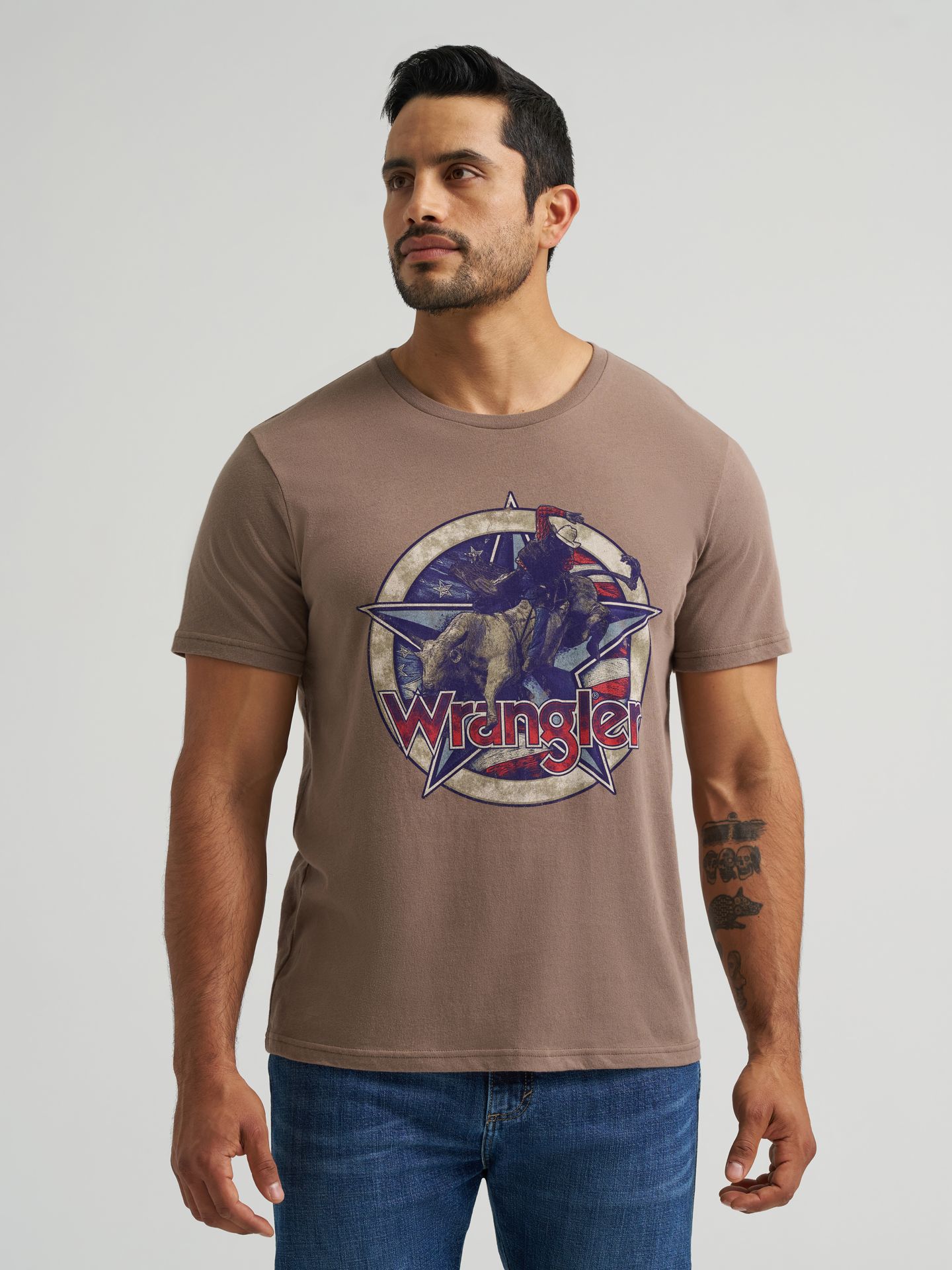 Мужская футболка Wrangler Americana Star с принтом, цвет: Орех — фото 1
